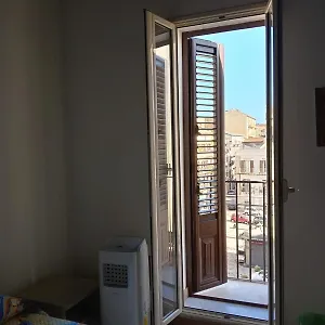 Beati Paoli Couette-café Palerme